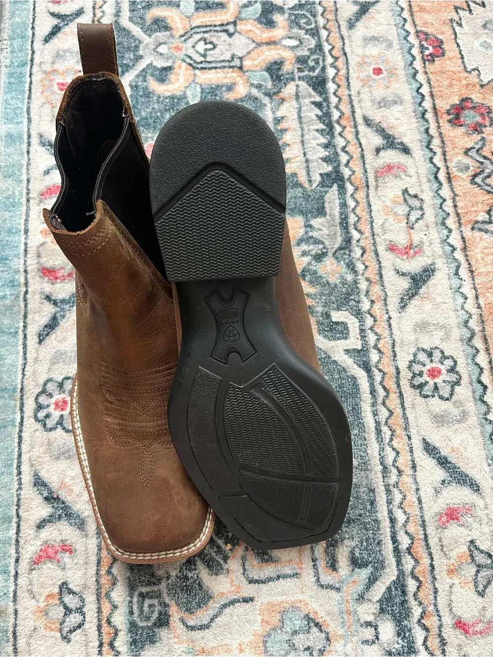 Ariat Brown Leather Chelsea Western Boot with Elastic Panels
